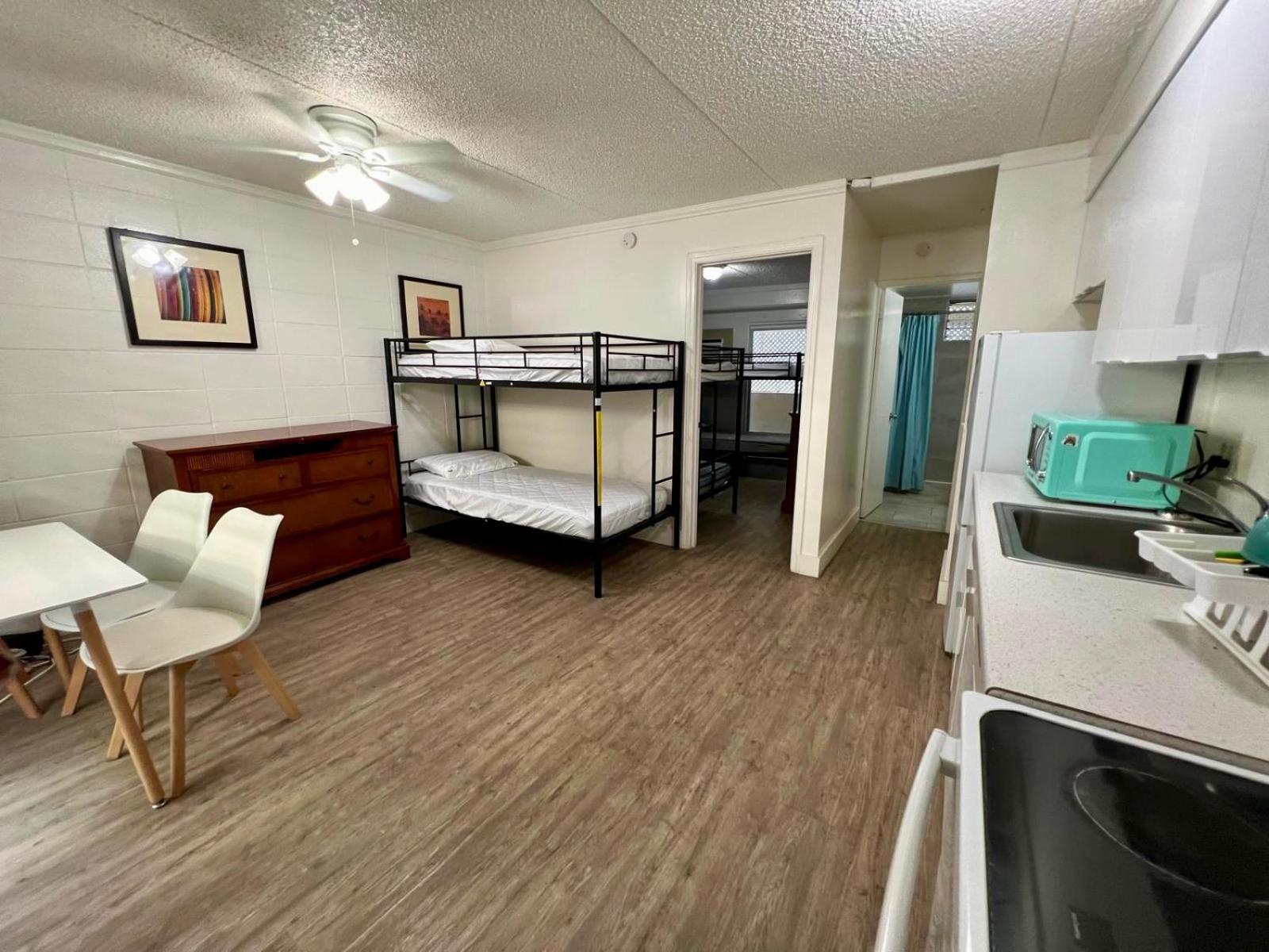 Waikiki Beachside Hostel هونولولو المظهر الخارجي الصورة