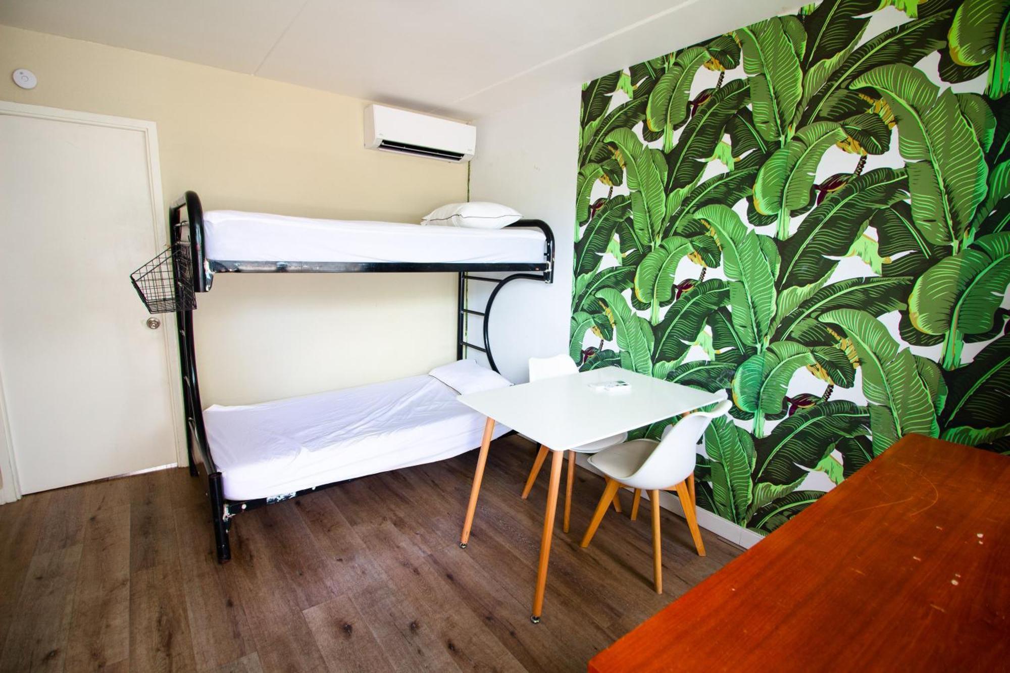 Waikiki Beachside Hostel هونولولو المظهر الخارجي الصورة